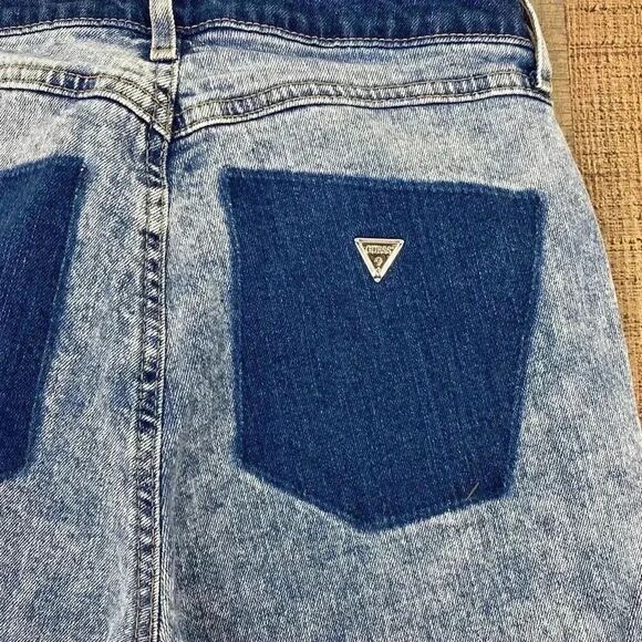 Guess 1981 Skinny Jeans - Picture 3 of 8